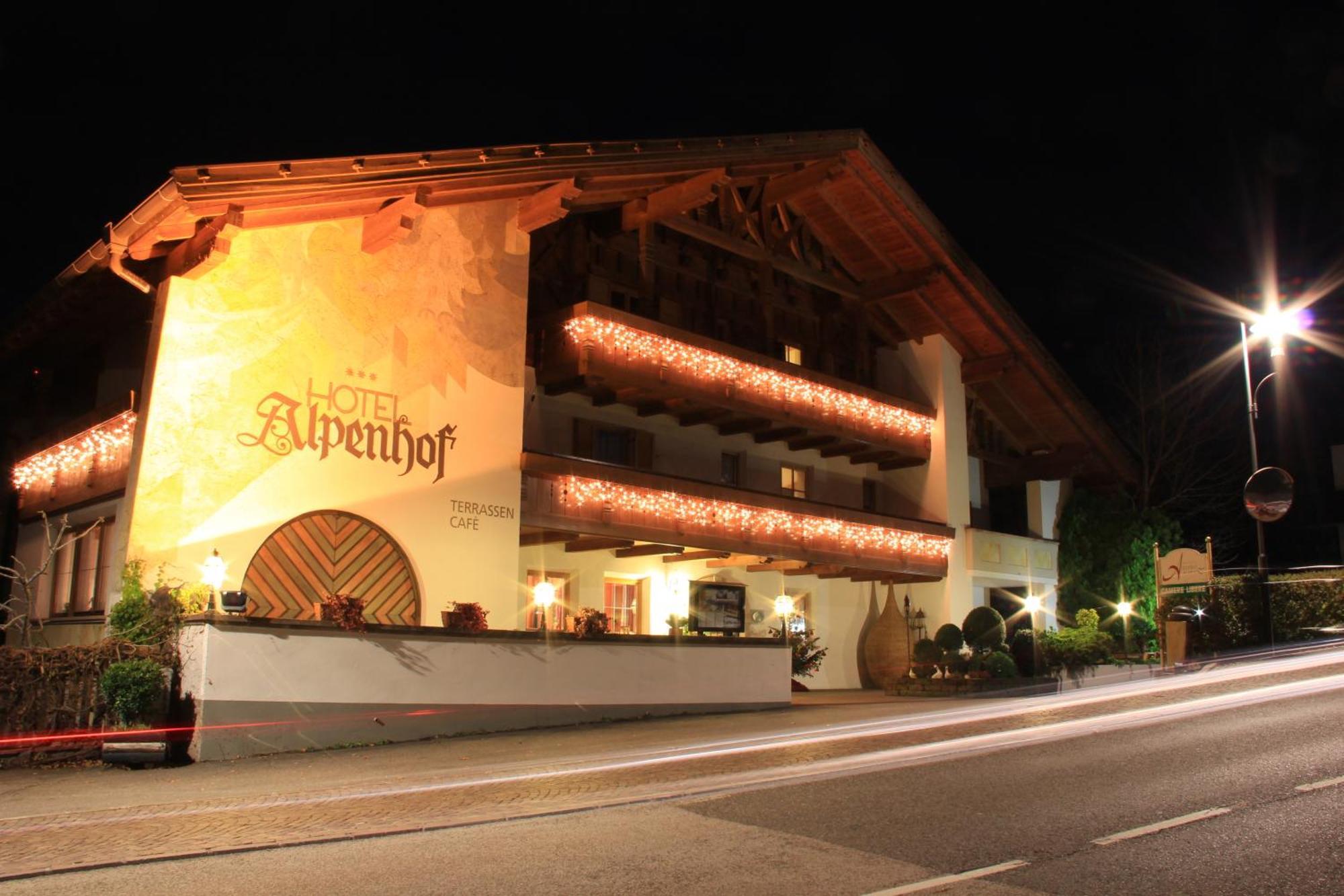 Hotel Alpenhof Tirolo Exterior foto